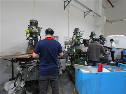 車銑複合設備（bèi）車（chē）間